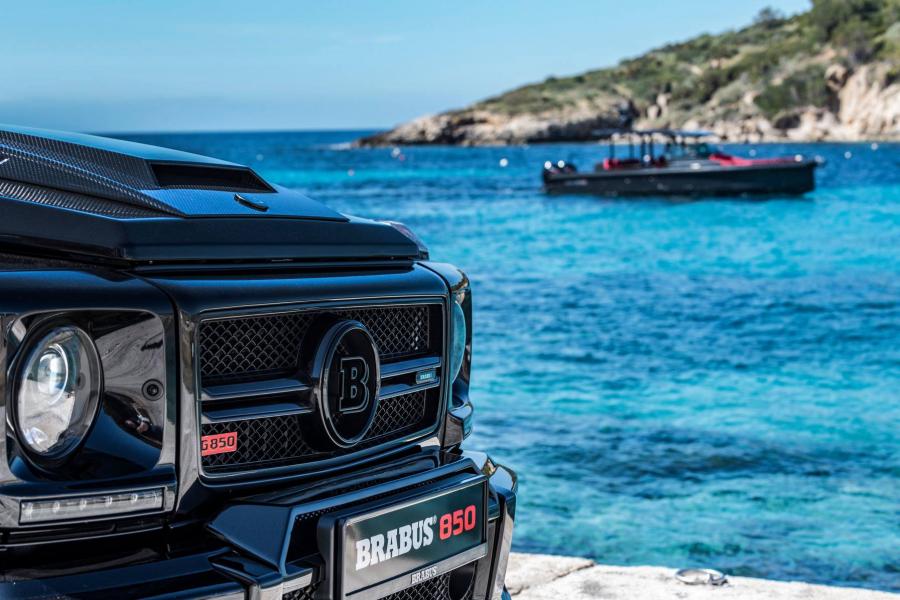  Mercedes-AMG G63 850 by Brabus 2017 года  (фото 24 из 27)